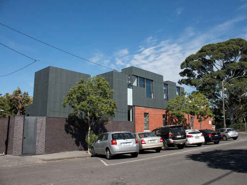 CarltonStationMetalCladding4