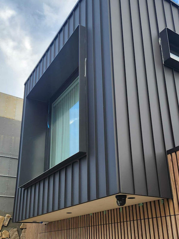 greensborough standing seam aluminium cladding walls 2